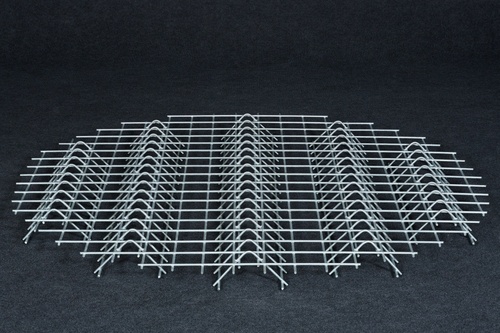 Verzinktes Stahlrost – großer Holzschuppen